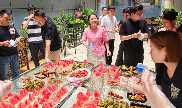 赫名視顯《獨樂樂不如“粽”樂樂》